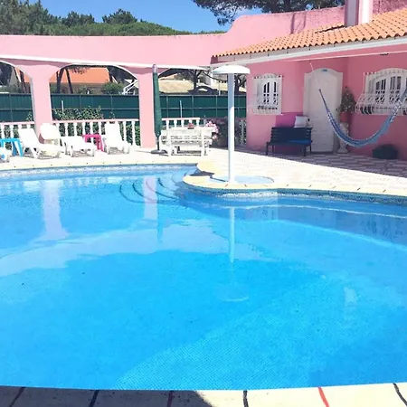 Spacious 120 M² + Pool Sintra